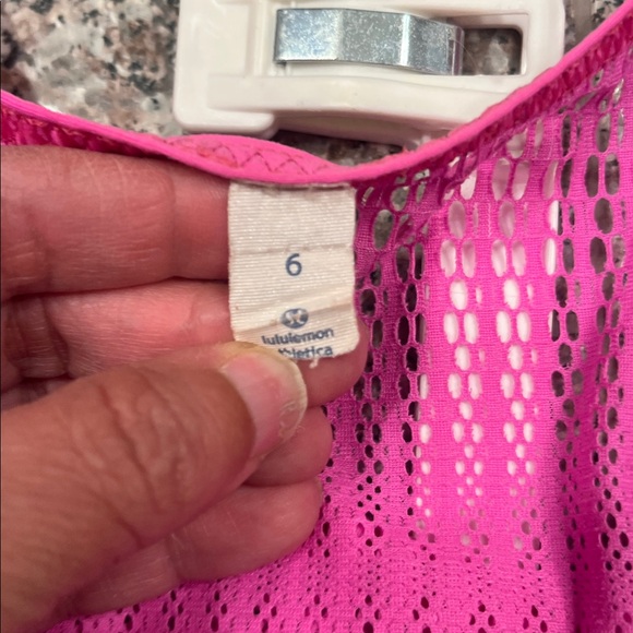 RARE Lululemon Run: Tie And Fly Tank Sz 6 In Pow Pink Light - Picture 8 of 10